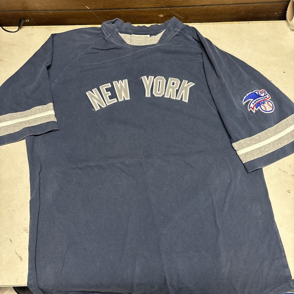 New York Yankees Shirt Mens Large Long Blue Spell out T-Shirt